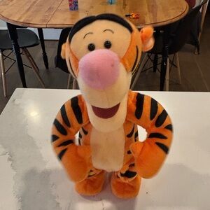 Vintage Disney Tigger Toy Mattel Talking Bouncing 1998 Jumping 12" Plush WORKS!